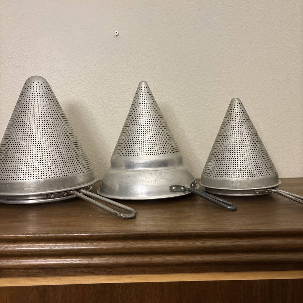 Graduated Set Of 3 Mills - Wear-Ever # 12, 462, 8 - Food Canning Prep Homestead